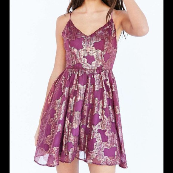 Urban Outfitters Dresses & Skirts - Kimchi Blue Tangelica Metallic Jacquard Dress
